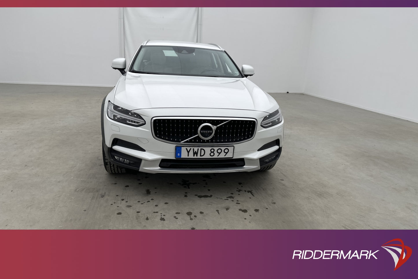 Volvo V90 CC D5 AWD Inscription VOC Drag HUD 360°kam 235hk