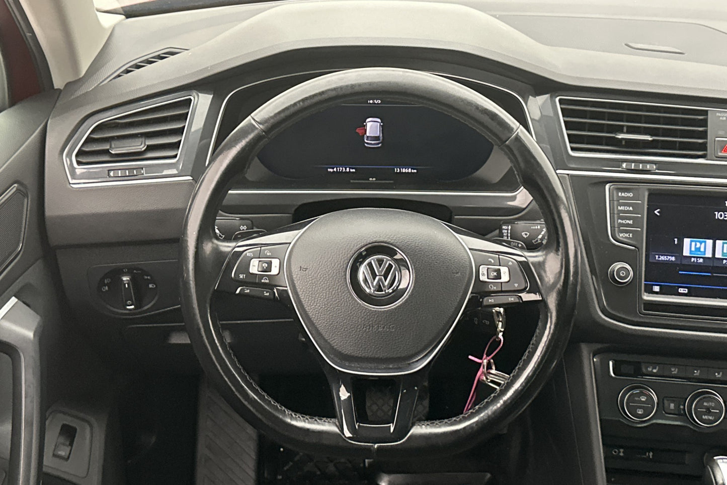 Volkswagen Tiguan 2.0 TDI 190hk 4M Cockpit B-Kamera D-Värm