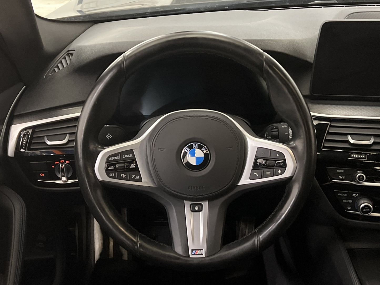 BMW 520d 190hk xDrive  M-Sport D-Värmare Cockpit B-Kamera