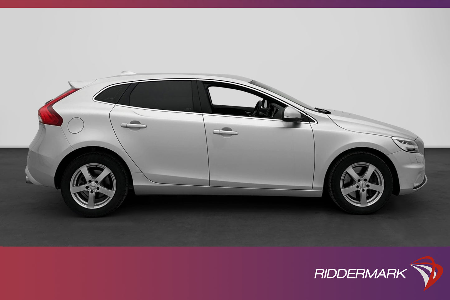 Volvo V40 D3 150hk R-Design VOC Kamera Navi BLIS Välservad