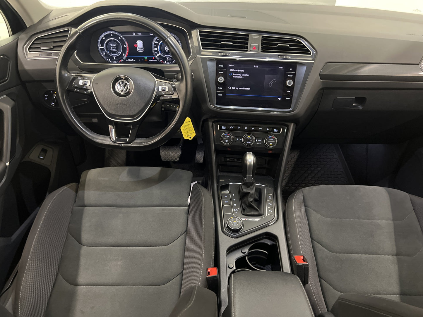 Volkswagen Tiguan 4M 190hk R-Line Cockpit Värmare B-Kam Drag