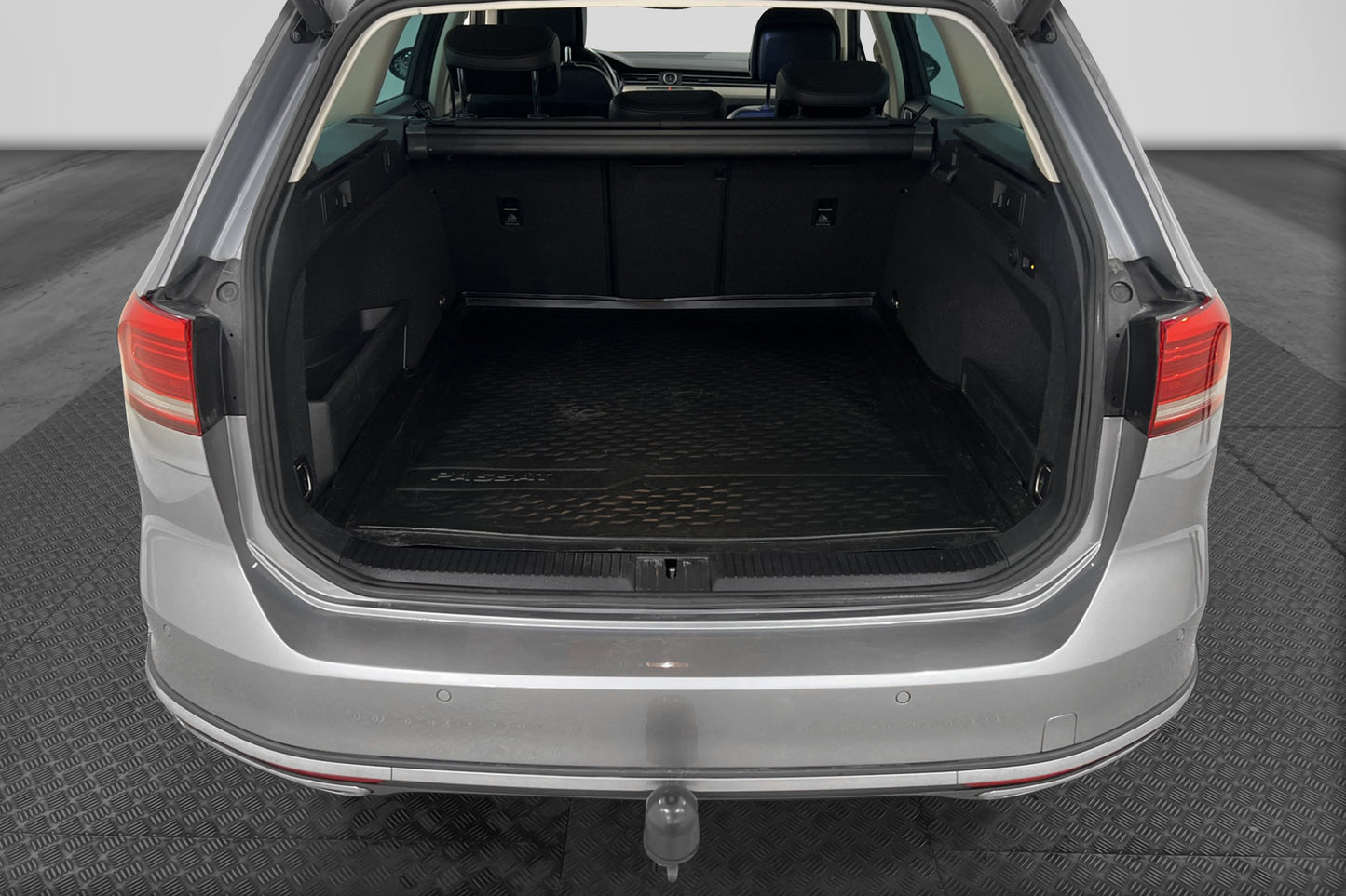 Volkswagen Passat Alltrack 4M Cockpit Skinn Värmare Drag