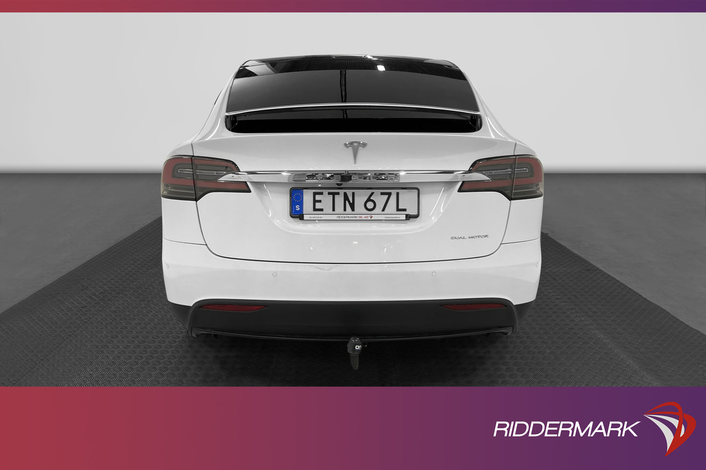 Tesla Model X Long Range AWD 423hk Svensksåld AP Drag MOMS