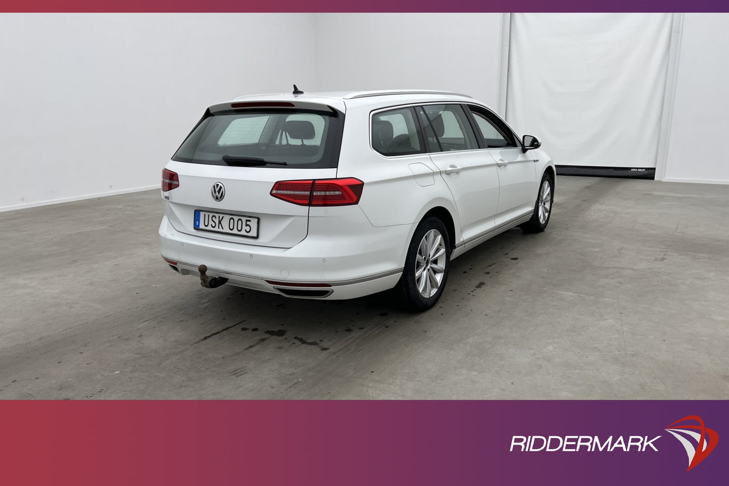 Volkswagen Passat GTE 218hk Executive Kamera CarPlay Drag