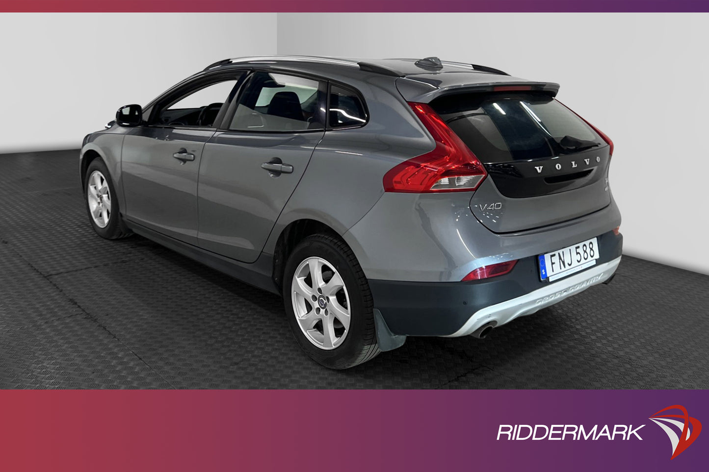 Volvo V40 Cross Country T4 AWD Momentum Pdc Nybes 180hk