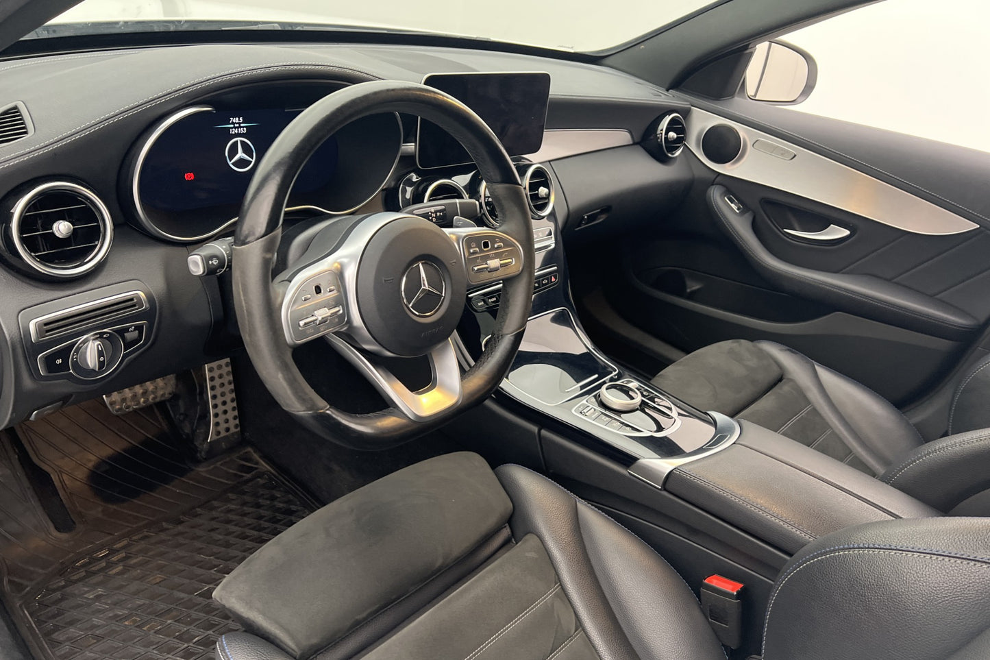 Mercedes-Benz C 220 T d 194hk AMG Night Cockpit Kamera Drag