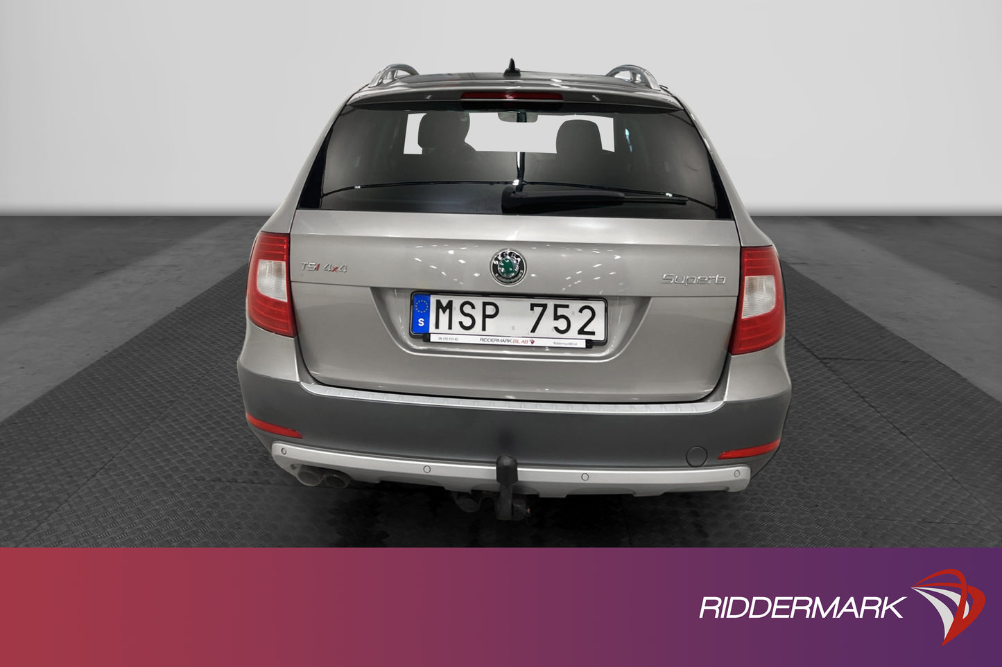 Skoda Superb 1.8 TSI 4x4 160hk M-Värmare Drag En Brukare