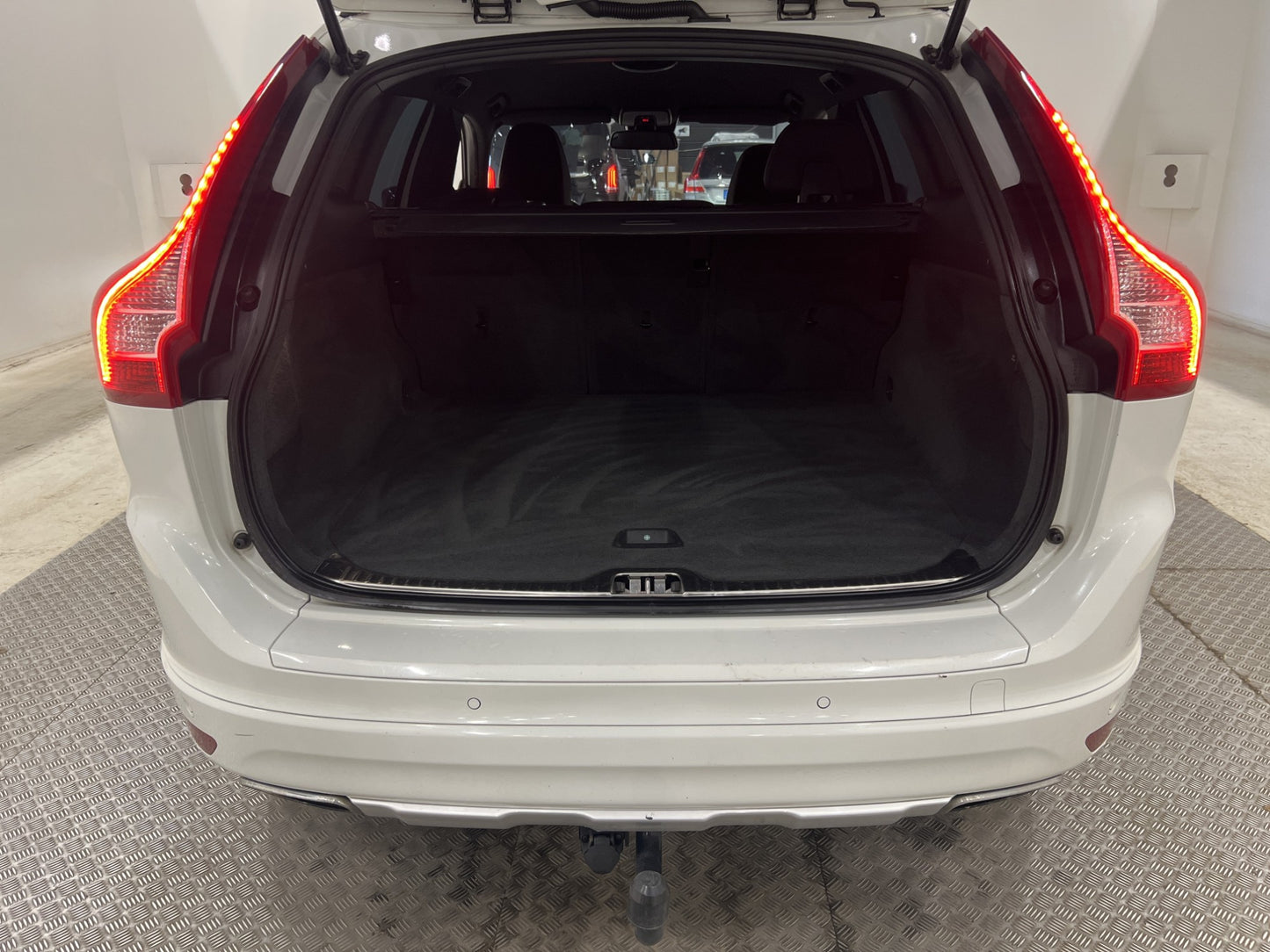 Volvo XC60 D4 181hk Momentum Drag