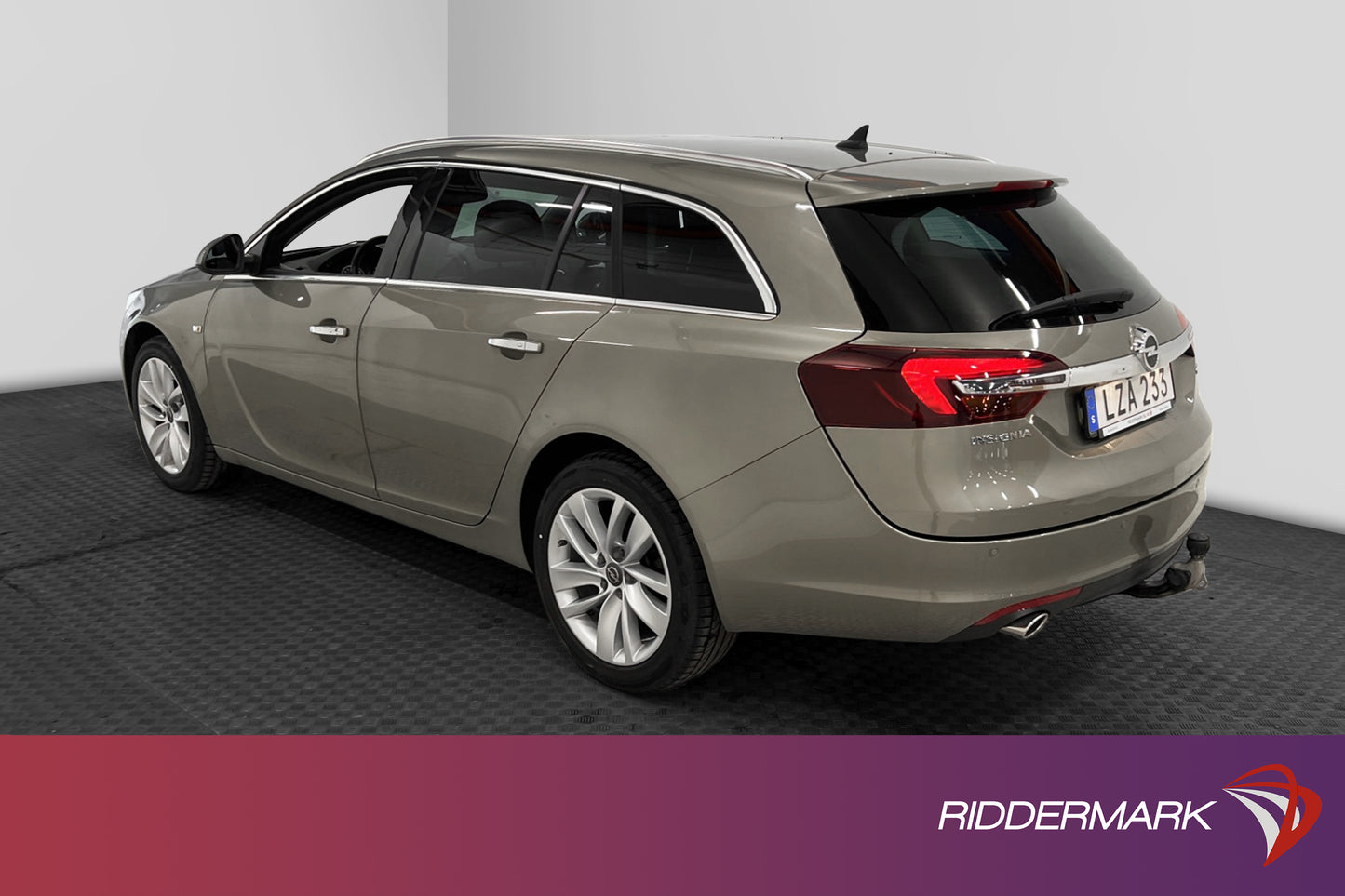 Opel Insignia 2.0 CDTI 170hk 4x4 D-Värm B-Kamera Ny Kamrem