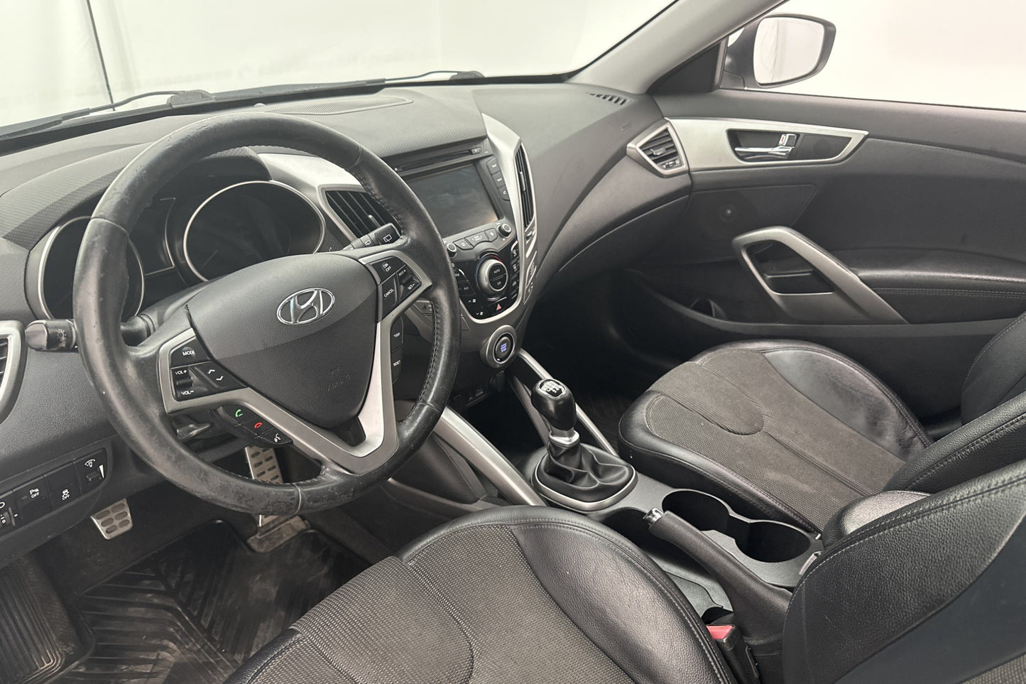 Hyundai Veloster 1.6 GDI 140hk Kamera Navigation Farthållare