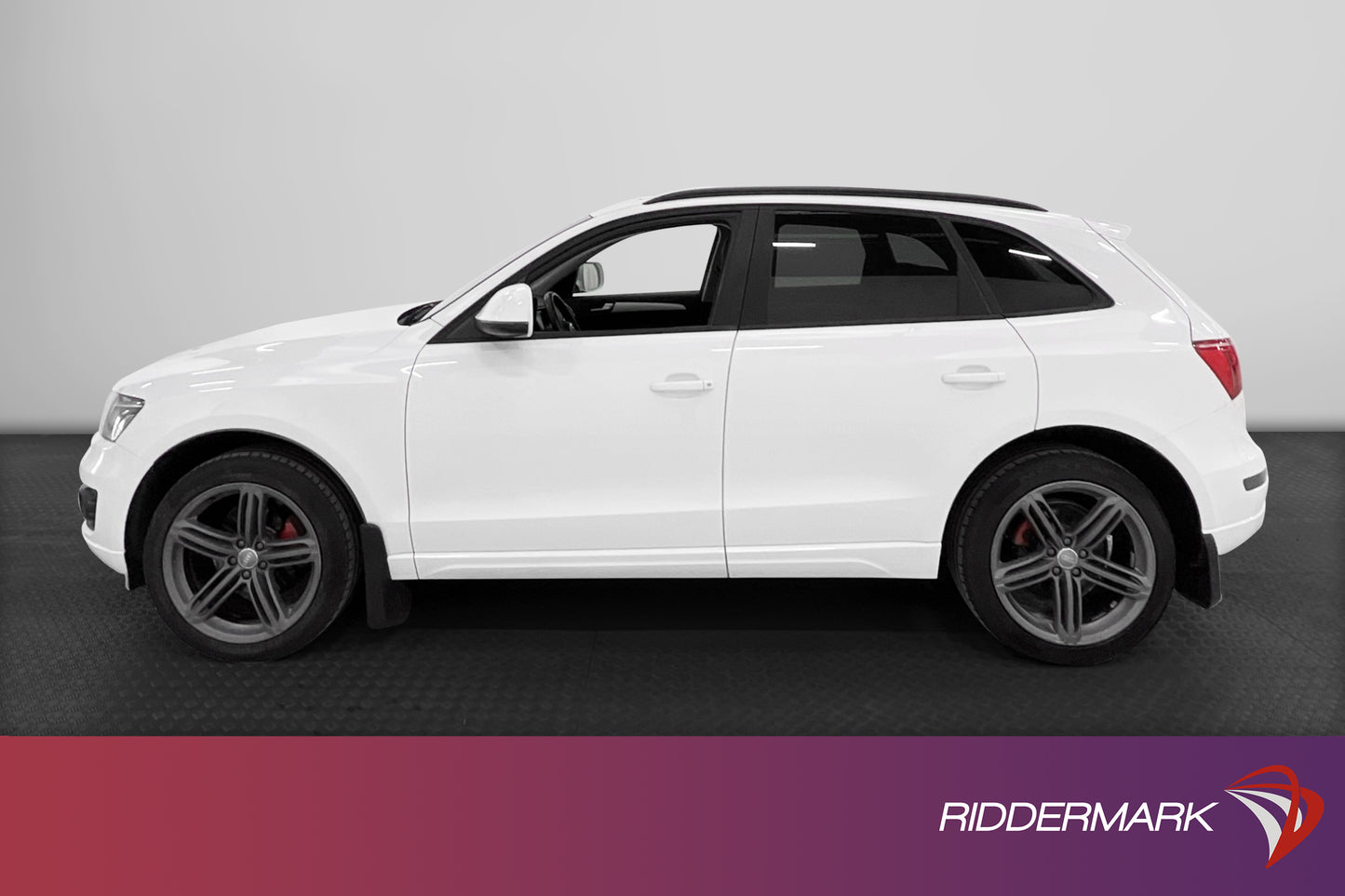 Audi Q5 2.0 TDI Quattro 170hk Proline Pano Skinn M-värm Drag