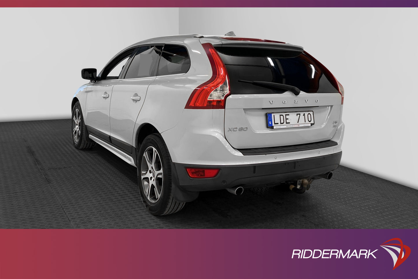 Volvo XC60 D5 AWD Summum Drag Värmare Blis 205hk