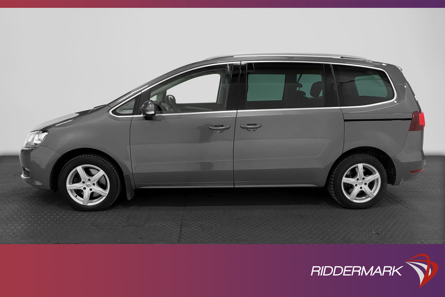 Volkswagen Sharan 2.0 TDI 150hk Pano D-Värm 7-Sits B-Kamera