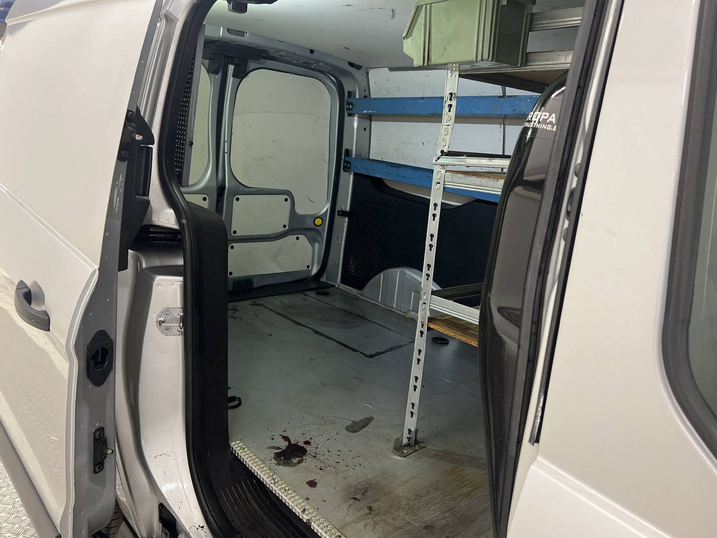 Ford Transit Connect LWB 1.6 Värmare Ny-Kamrem Drag Moms