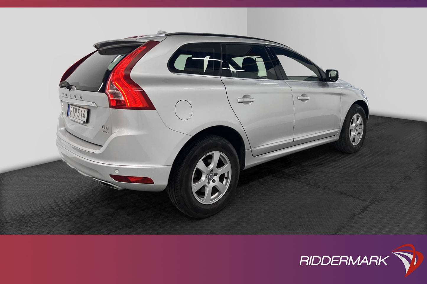 Volvo XC60 D4 190hk AWD Momentum D-Värmare VOC Halvskinn