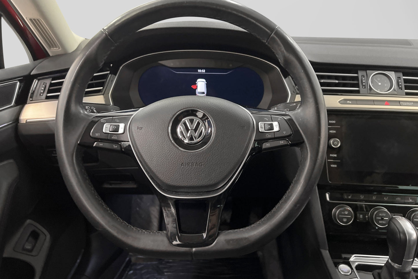 Volkswagen Passat TDI 190hk R-Line Cockpit Kamera Värm Drag