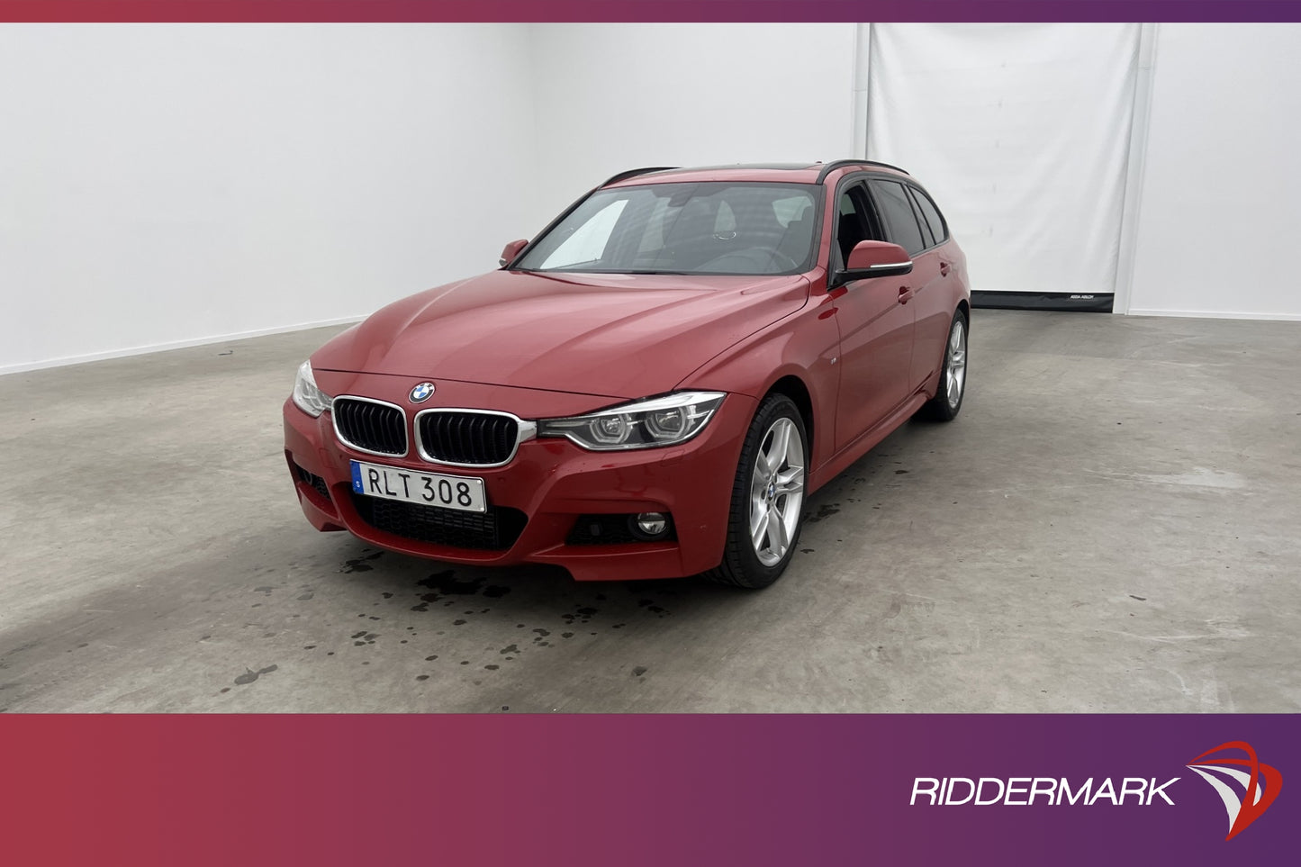 BMW 320 d xDrive Touring M Sport Pano HiFi Sensorer Drag