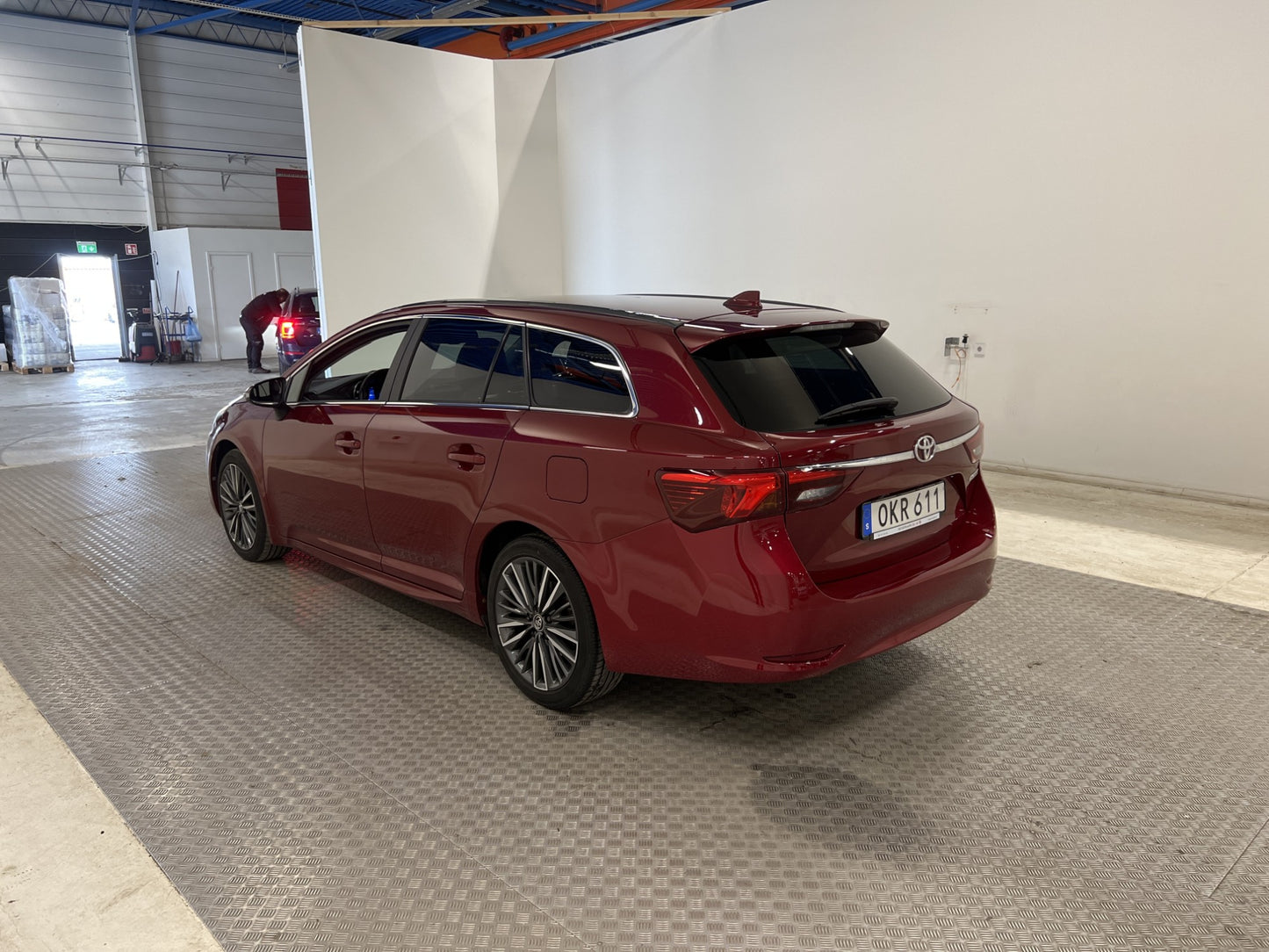 Toyota Avensis 2.0 152hk  B-kamera Skinn Lane assist