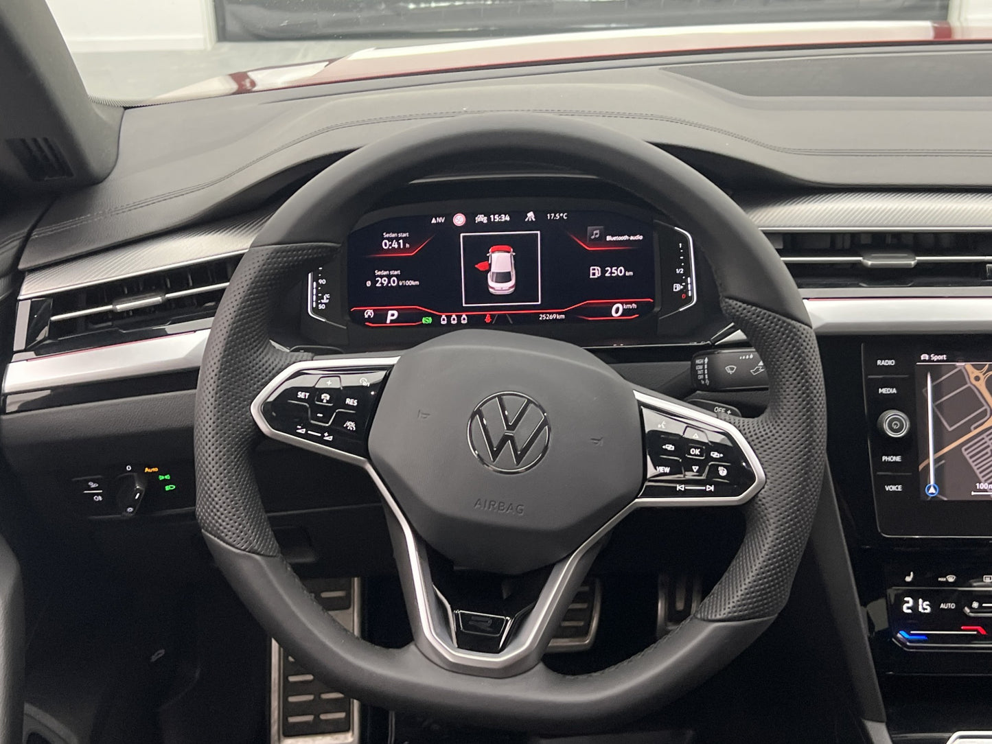 Volkswagen Arteon TDI 4M 200hk R-Line Cockpit Värm Navi Drag