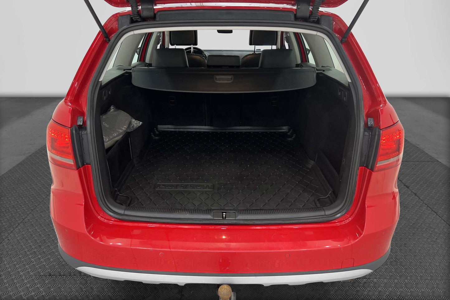 Volkswagen Passat Alltrack 4M 177hk D-värm Skinn Dragpkt