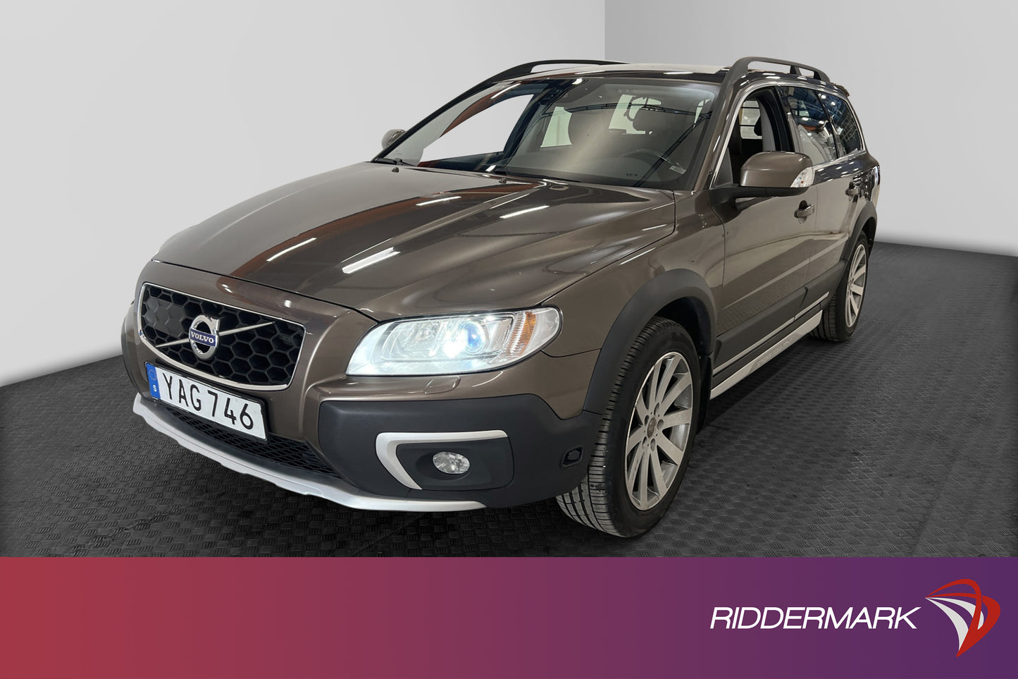 Volvo XC70 D4 181hk AWD Summum D-värm Kamera VOC Drag