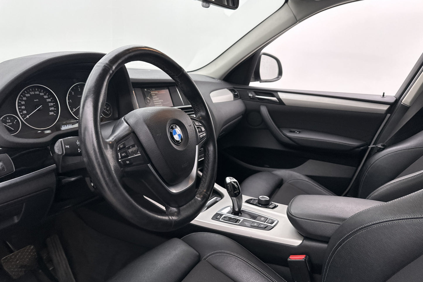 BMW X3 xDrive20d 190hk HiFi Sensorer Rattvärme Välservad