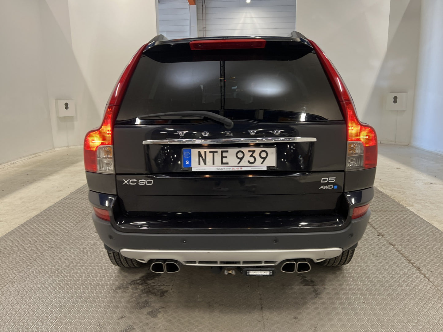 Volvo XC90 D5 200hk AWD  R-Design 7-sits Skinn D-värm VOC