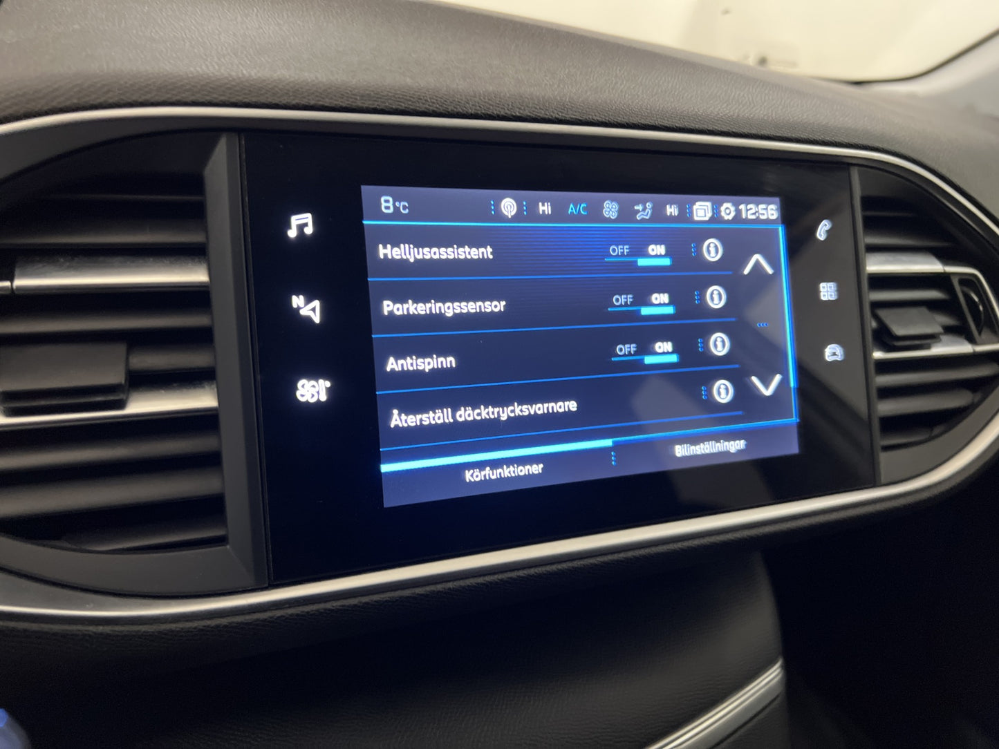 Peugeot 308 1.2 e-THP 130hk Allure Kamera Halvskinn CarPlay