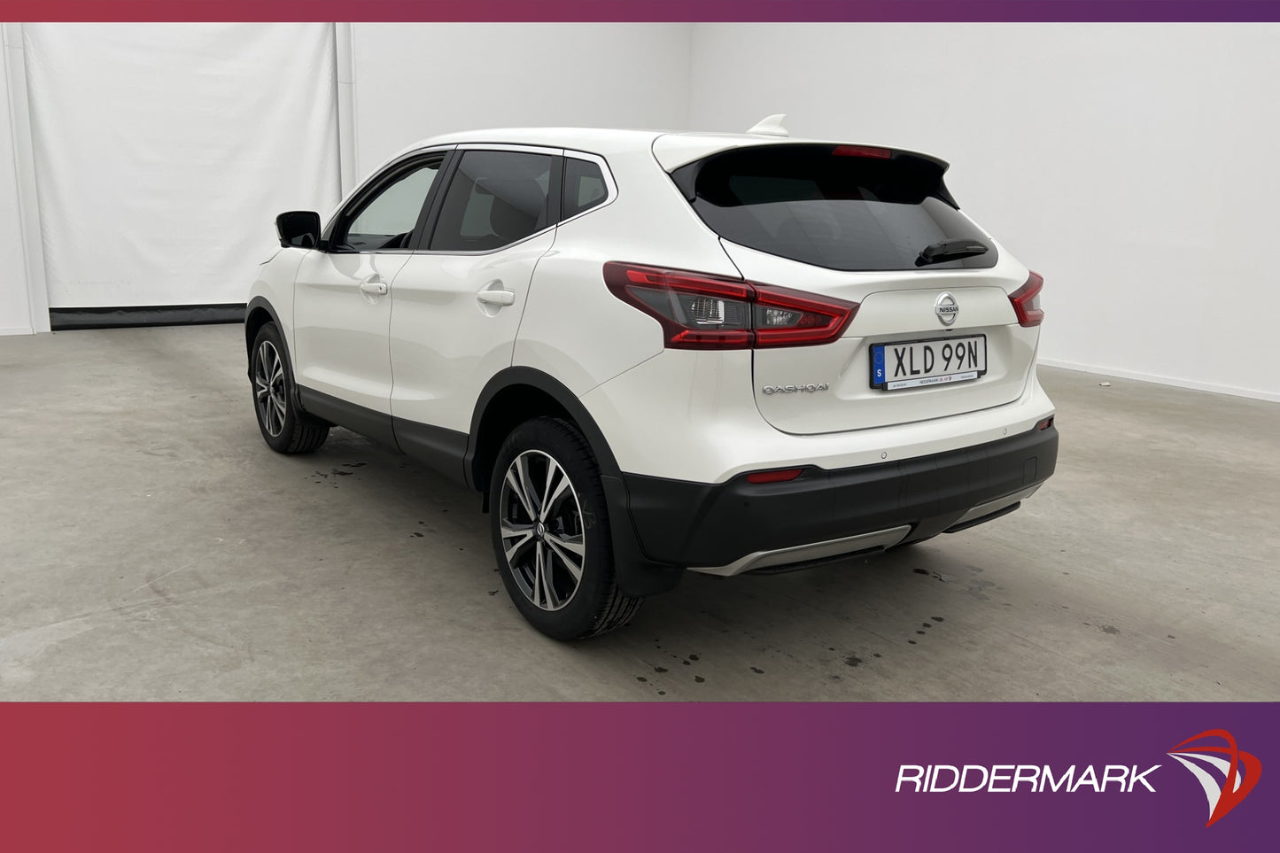 Nissan Qashqai 1.3 DIG-T 160hk N-Connecta 360° Navi Keyless