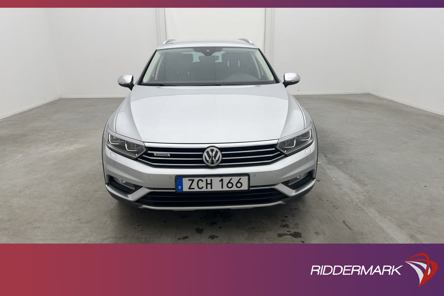 Volkswagen Passat Alltrack TDI 4M Executive Cockpit Drag