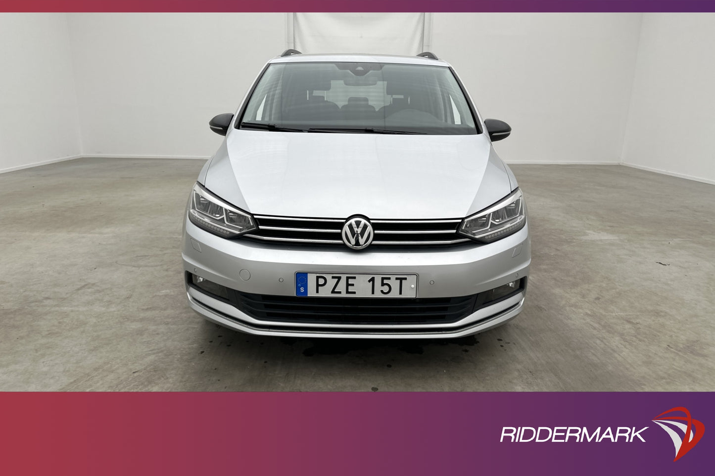 Volkswagen Touran TSI 115hk Pluspaket 7-sits Kamera Dragkrok