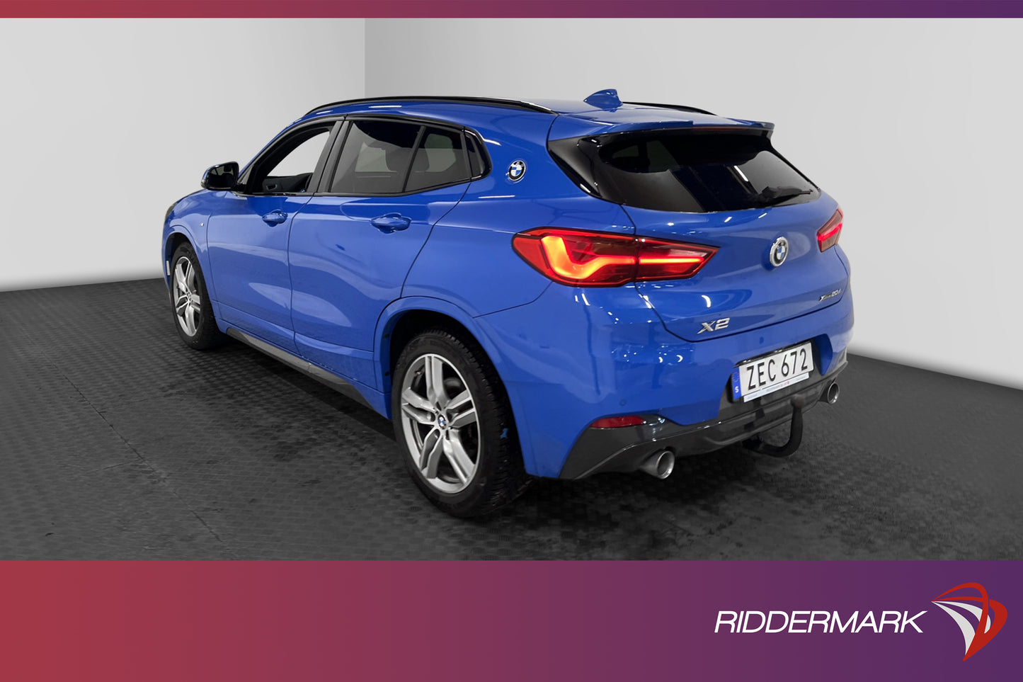 BMW X2 xDrive20d 190hk M-Sport Pano Skinn Kamera HiFi Drag