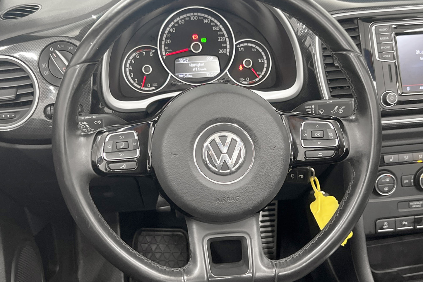 Volkswagen Beetle Cabriolet 2.0 220hk Sensorer Skinn Välserv