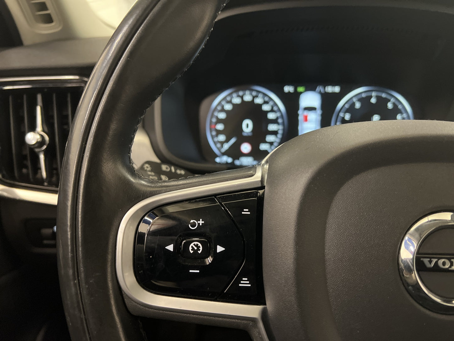 Volvo V90 T4 Advanced Navi Rattvärme Keyless Drag Välservad