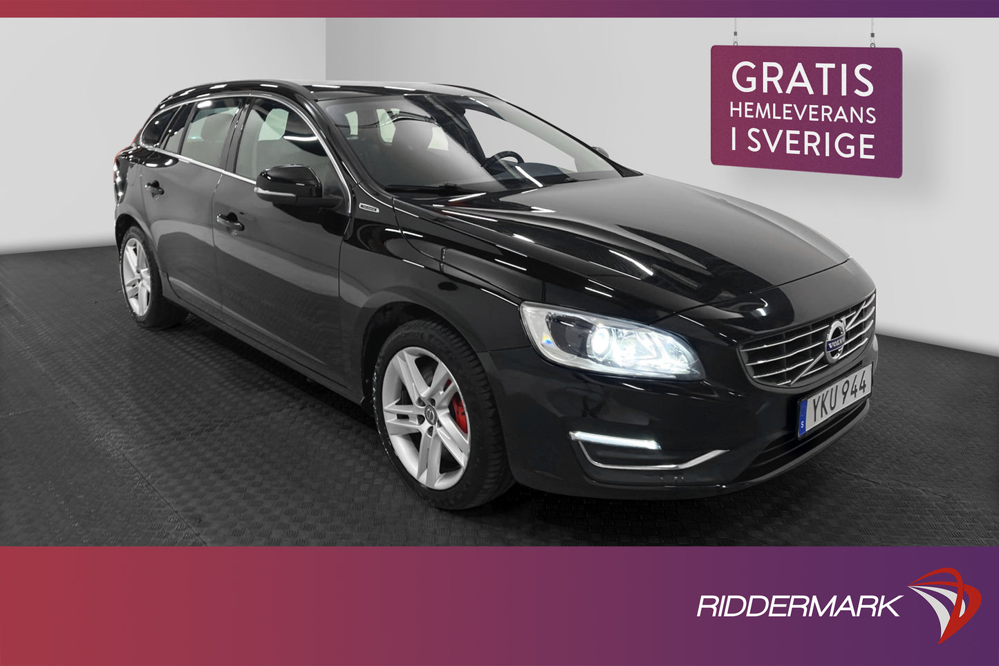 Volvo V60 D5 Plug-in AWD Momentum VOC Värmare Drag Välservad