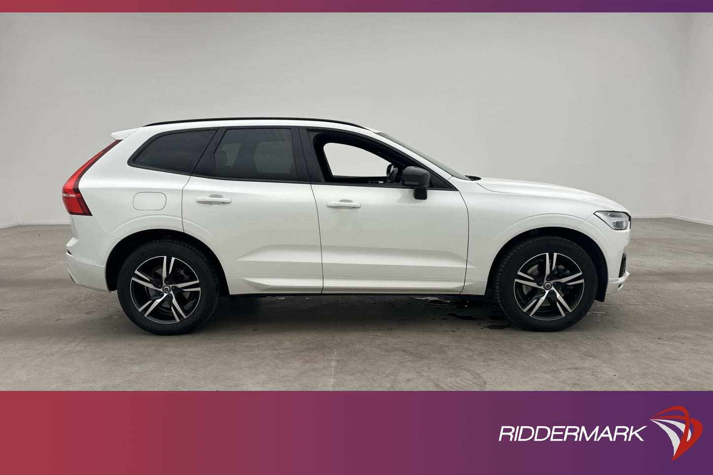 Volvo XC60 Recharge T6 AWD R-Design VOC Pano H/K 360° Drag