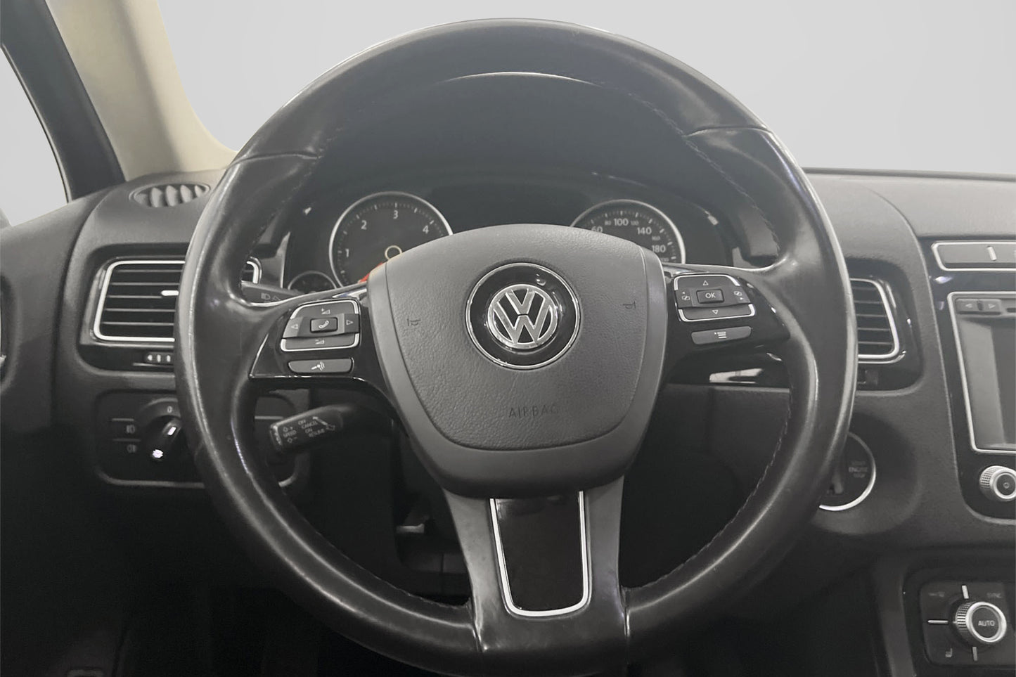 Volkswagen Touareg 3.0 V6 TDI 4M D-Värmare B-Kam Skinn Drag