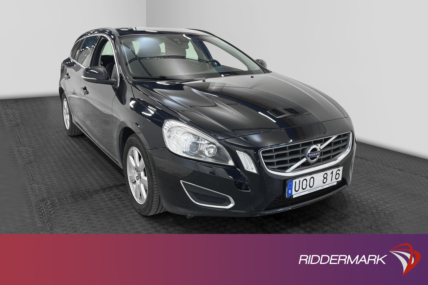 Volvo V60 D3 163hk Momentum D-Värm DRIVe Nyservad 0,57l/mil