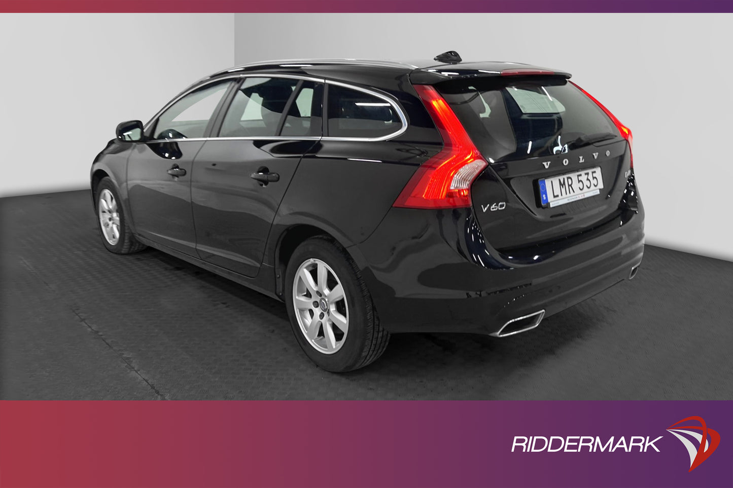 Volvo V60 D4 190hk Summum VOC Värm Navi Skinn Rattvärme