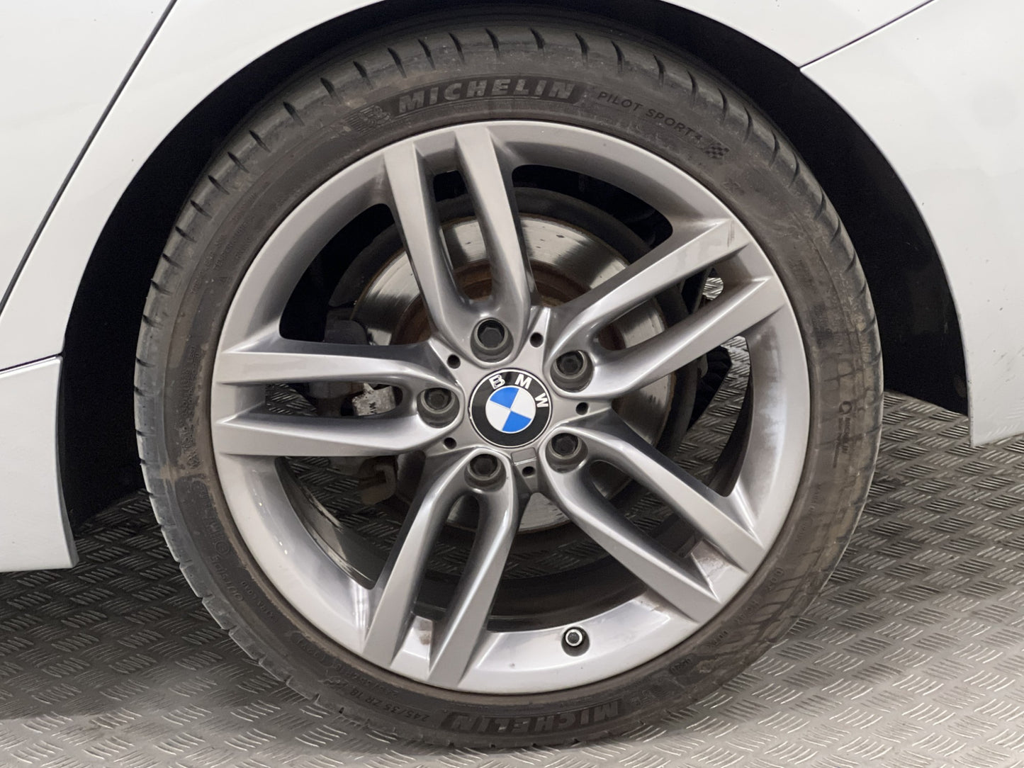 BMW 118d 150hk M-Sport Rattvärme Taklucka Dragkrok 0.38l/mil