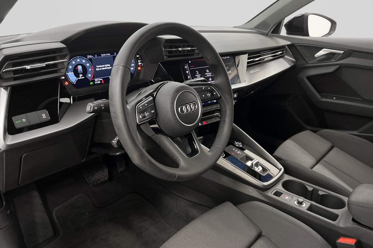 Audi A3 Sportback 35 TFSI 150hk Cockpit B-Kamera 1 Brukare