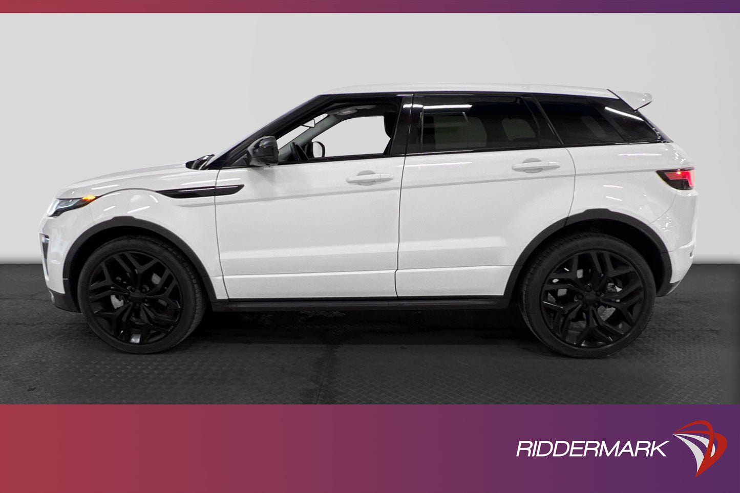 Range Rover Evoque 2.0 TD4 180hk AWD  Dynamic Skinn Pano