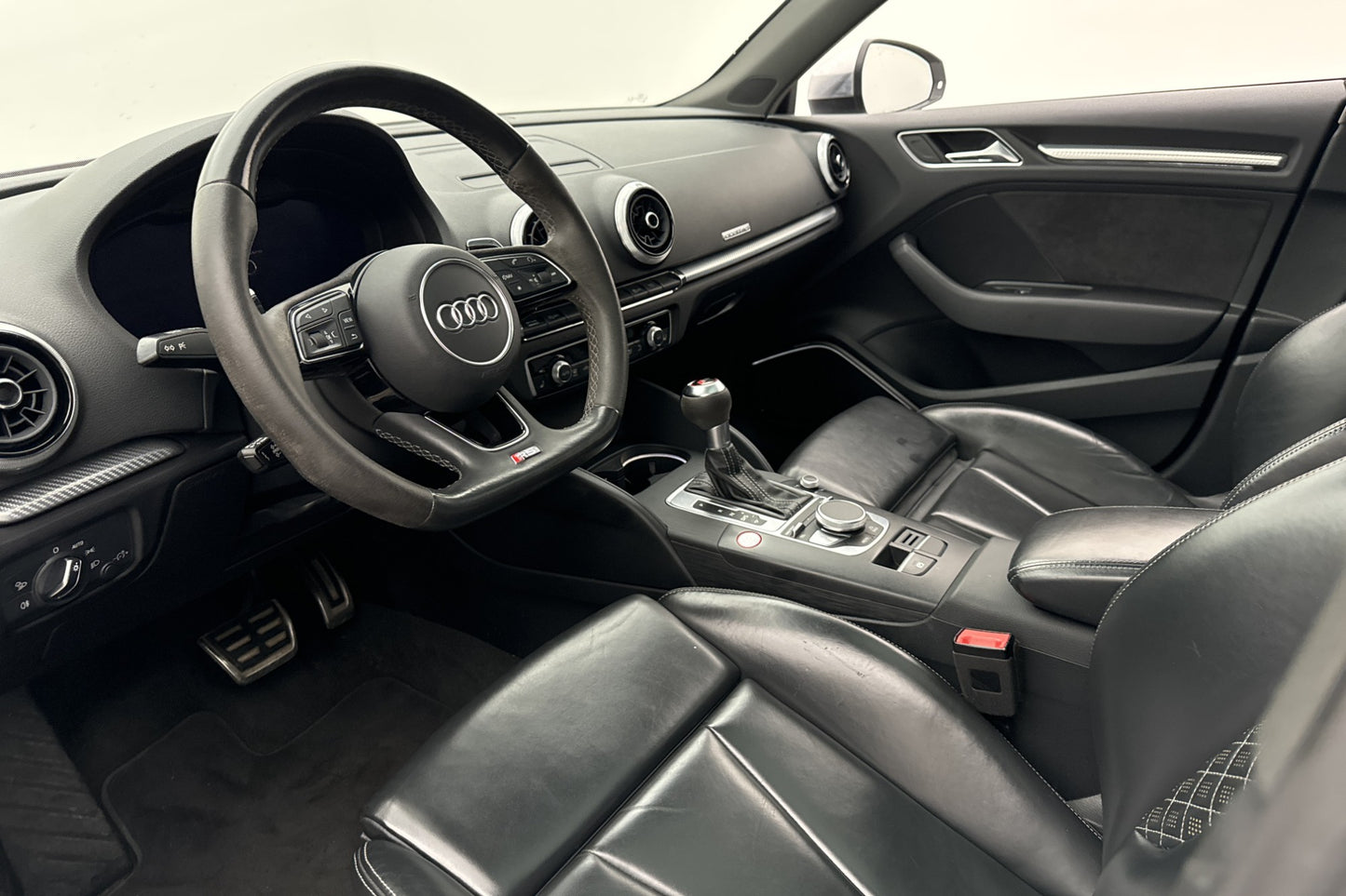 Audi RS3 Q 400hk Cockpit Sportavgas Matrix Pano B&O Navi