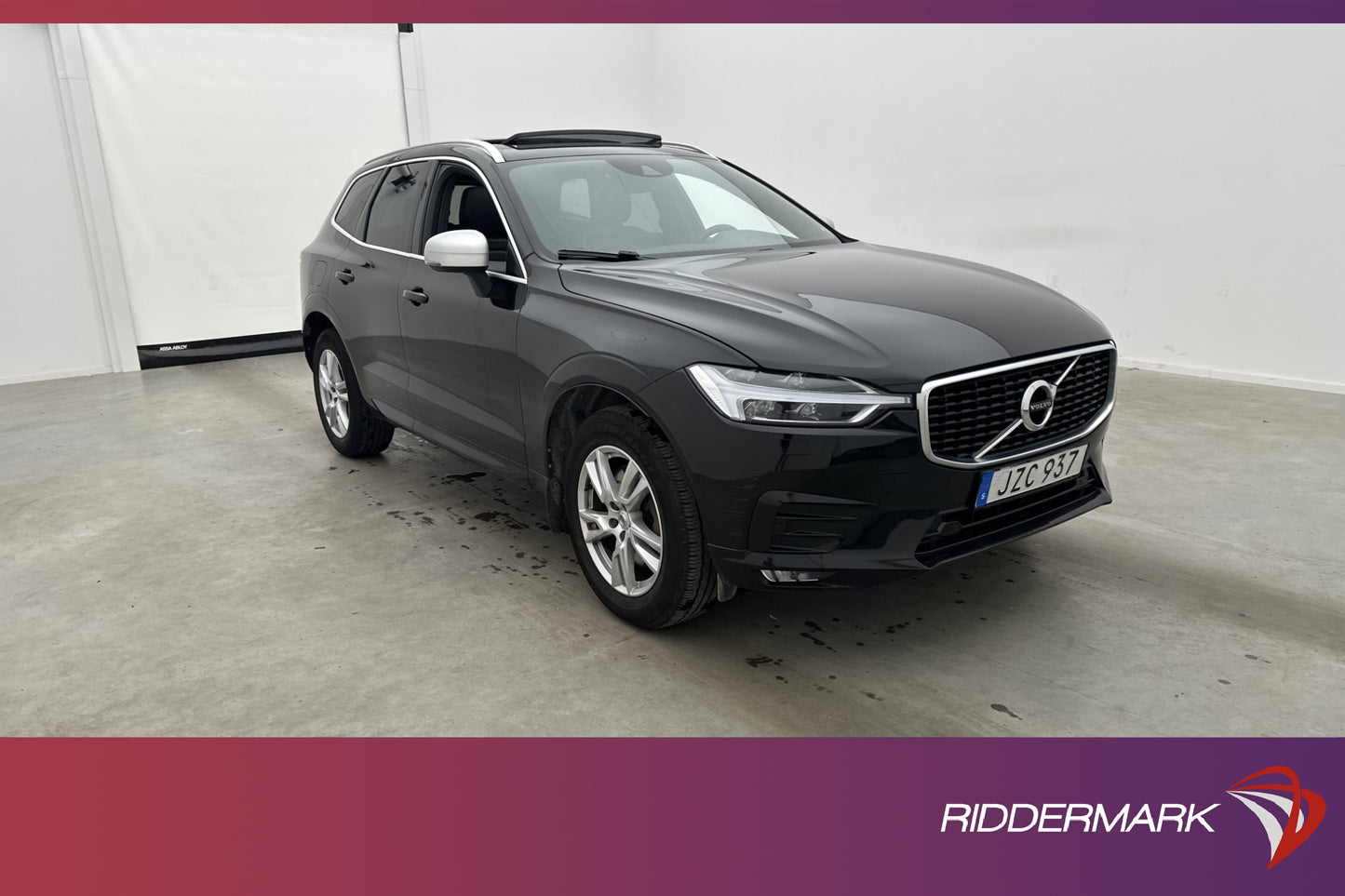 Volvo XC60 D4 AWD R-Design VOC Pano Värm Kamera Navi BLIS