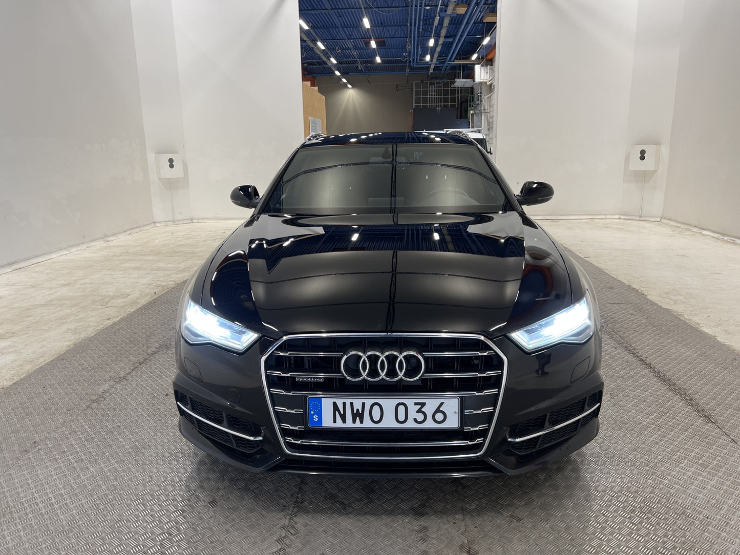 Audi A6  2.0 TDI Quattro S-Line D-Värme Drag 190hk