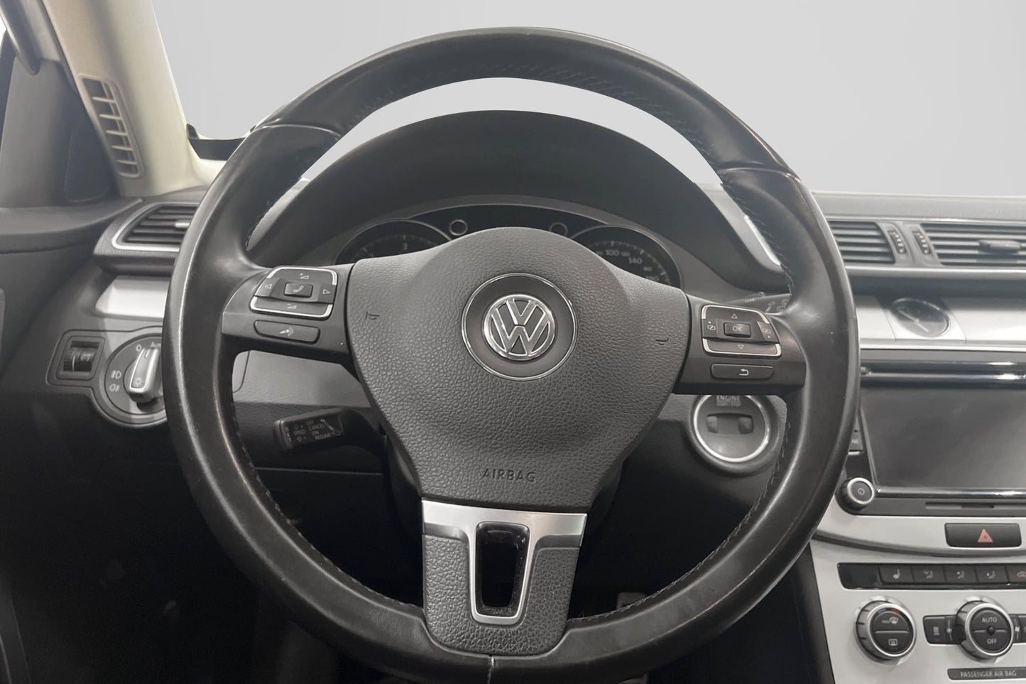 Volkswagen Passat Alltrack 2.0 TDI 177hk 4M D-värm B-kamera