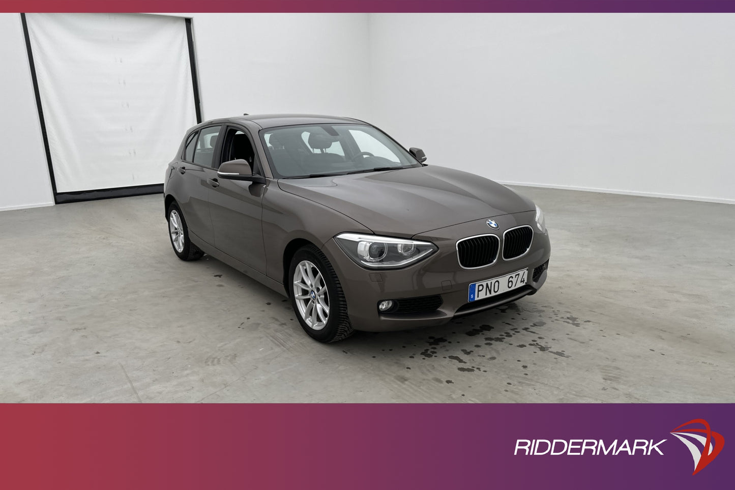 BMW 116i  P-Sensorer 668 kr Skatt 0,45L/mil 136hk