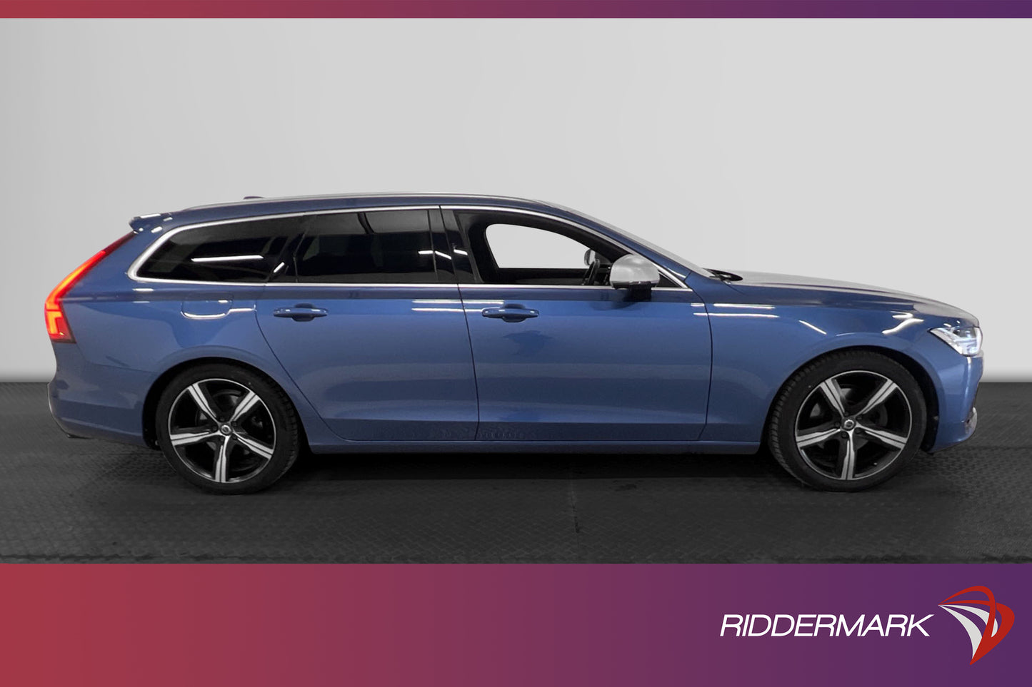 Volvo V90 D5 235hk AWD R-Design D-Värmare VOC 360º Dragkrok