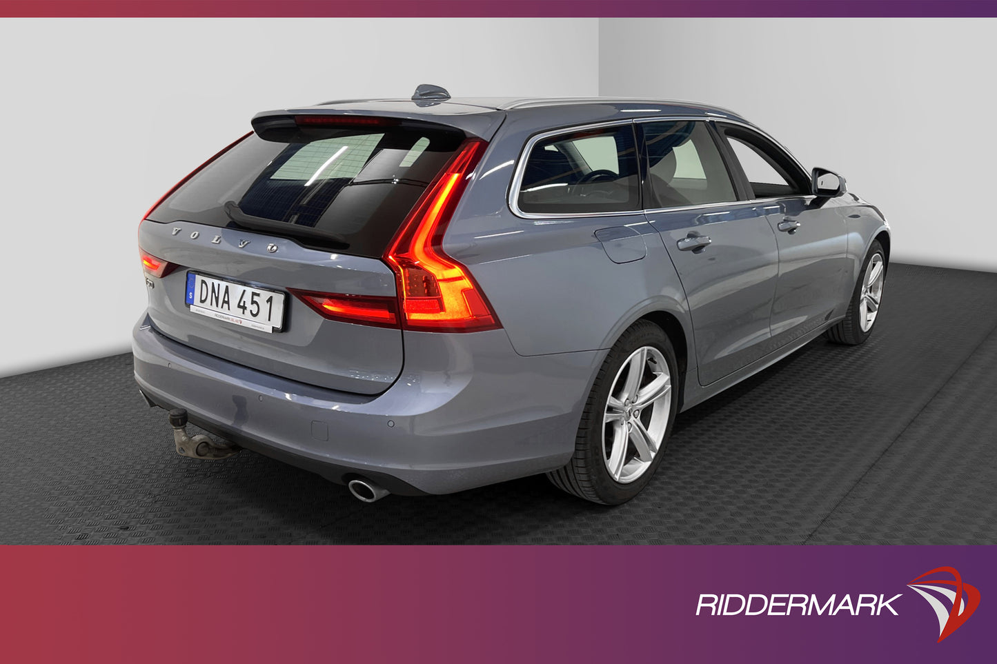 Volvo V90 T4 190hk Momentum Advanced Navi Drag 0.56L/Mil