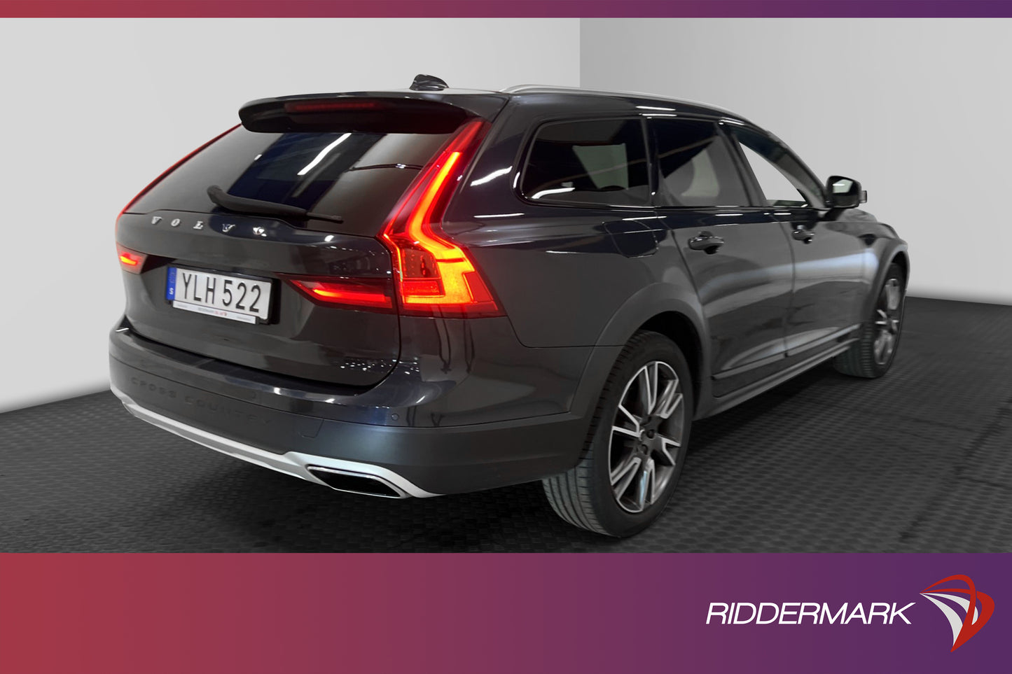 Volvo V90 Cross Country D4 AWD Inscription Pro VOC Pano